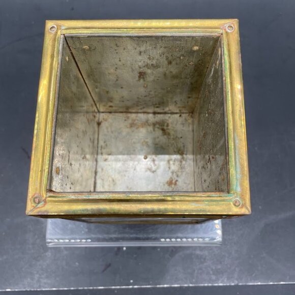 Antique Patterned Brass On Wood Metal Lined Tea Caddy w/ Countryside Image - Picture 10 of 11